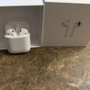 Apple Airpods 1st Gen (CHECK COMMENTS)